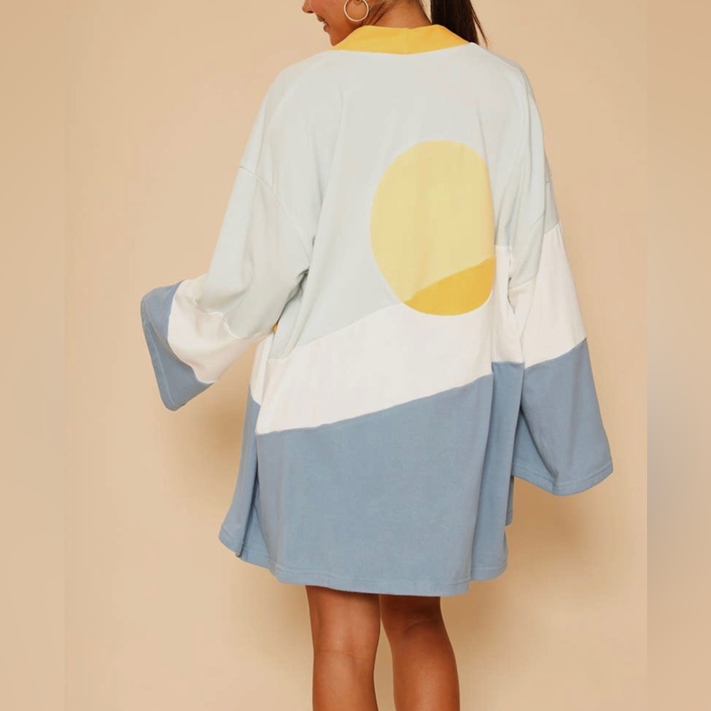 Terry Cloth Robe Retro Sunset Motif Bathrobe Multi Color Brand New Never Used - Picture 2 of 8